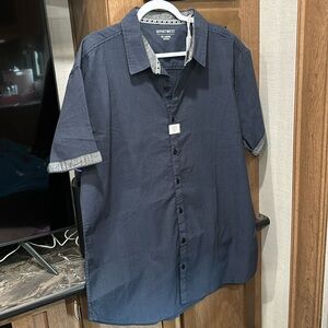 NEW Men’s BKE Button Down Navy Blue Shirt